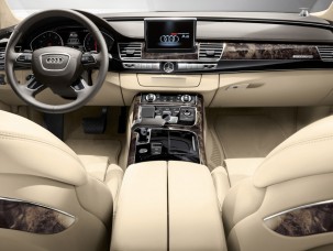 antropoti-limousine-rent-a-car-audiA8-interior3